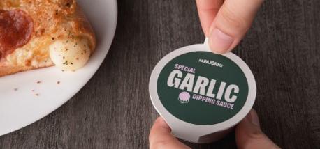Garlic Epic Stuffed Crust Pizza